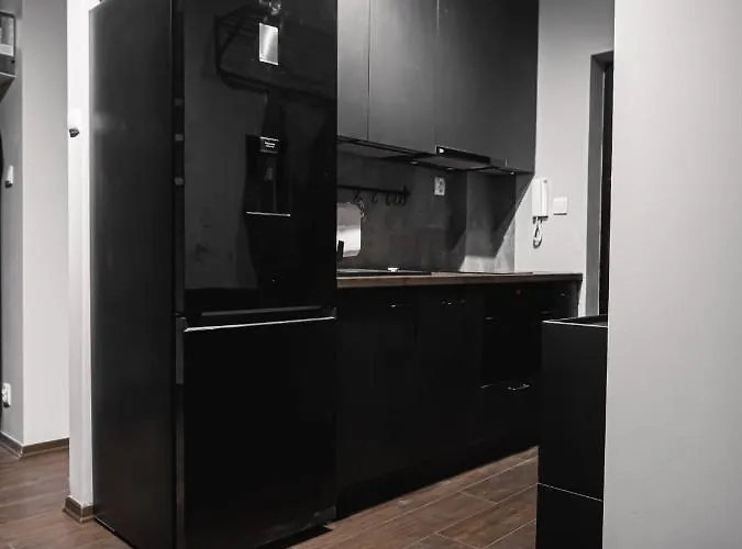 Dwupoziomowy Krolowej Jadwigi 3 *